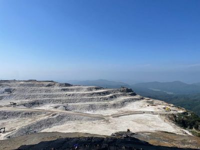 "亞洲鋰都"啟示錄:宜春,將資源稟賦變?yōu)楫a(chǎn)業(yè)優(yōu)勢|中國新地鋰